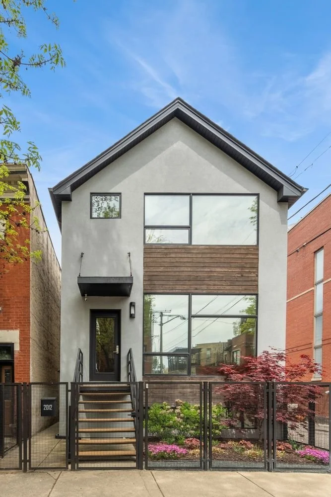 2012 W Crystal St