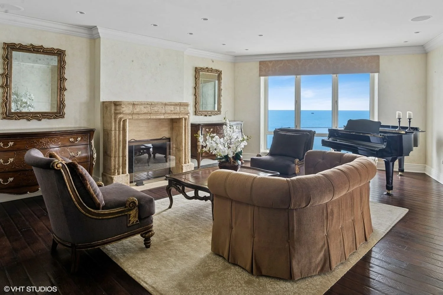840 N Lake Shore Dr, Unit 2001