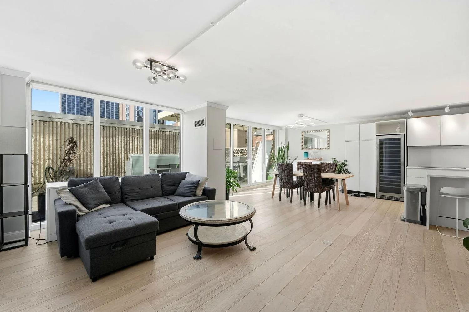 1516 N State Pkwy, Unit 5D
