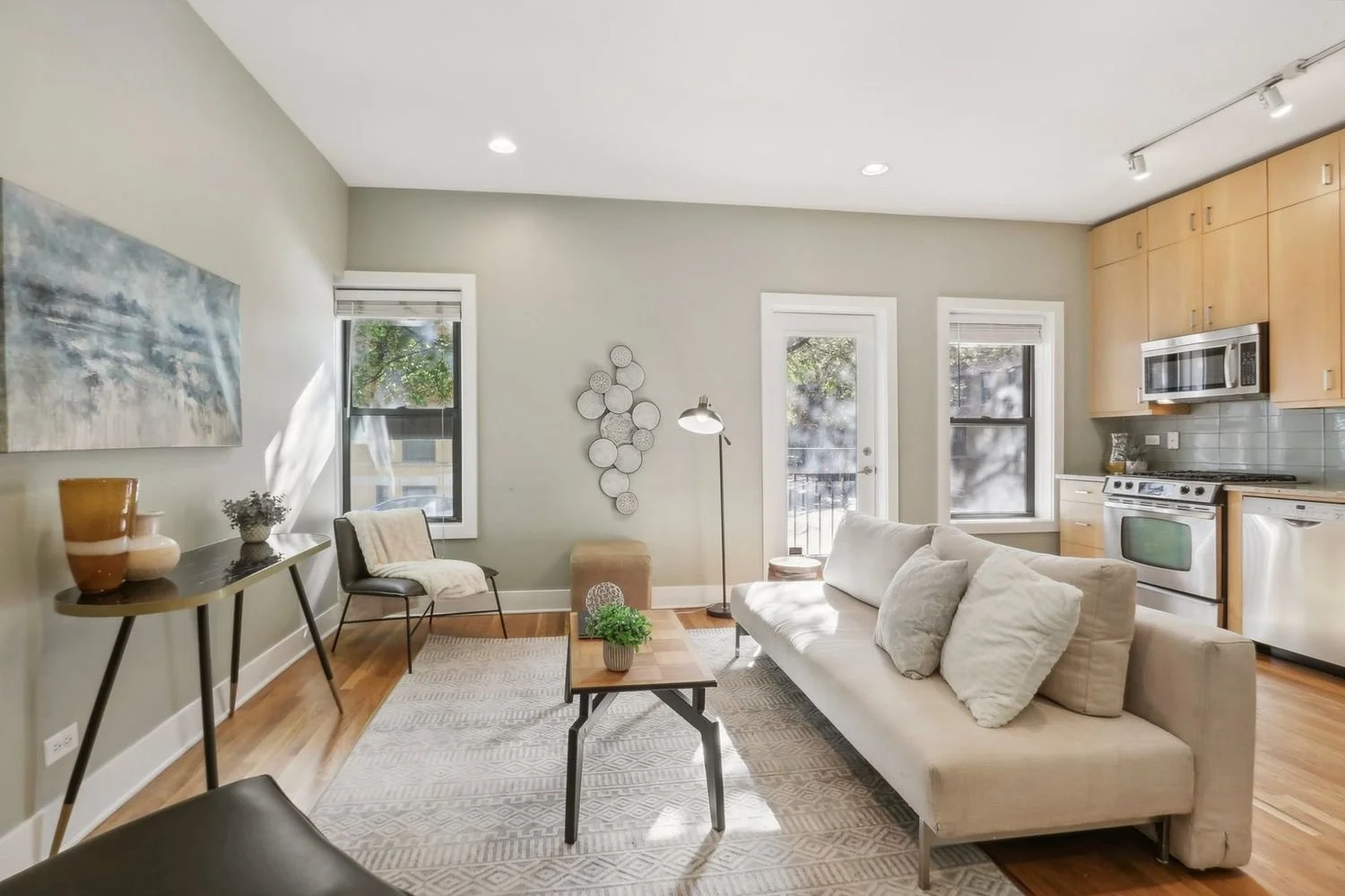1958 W Byron St, #1