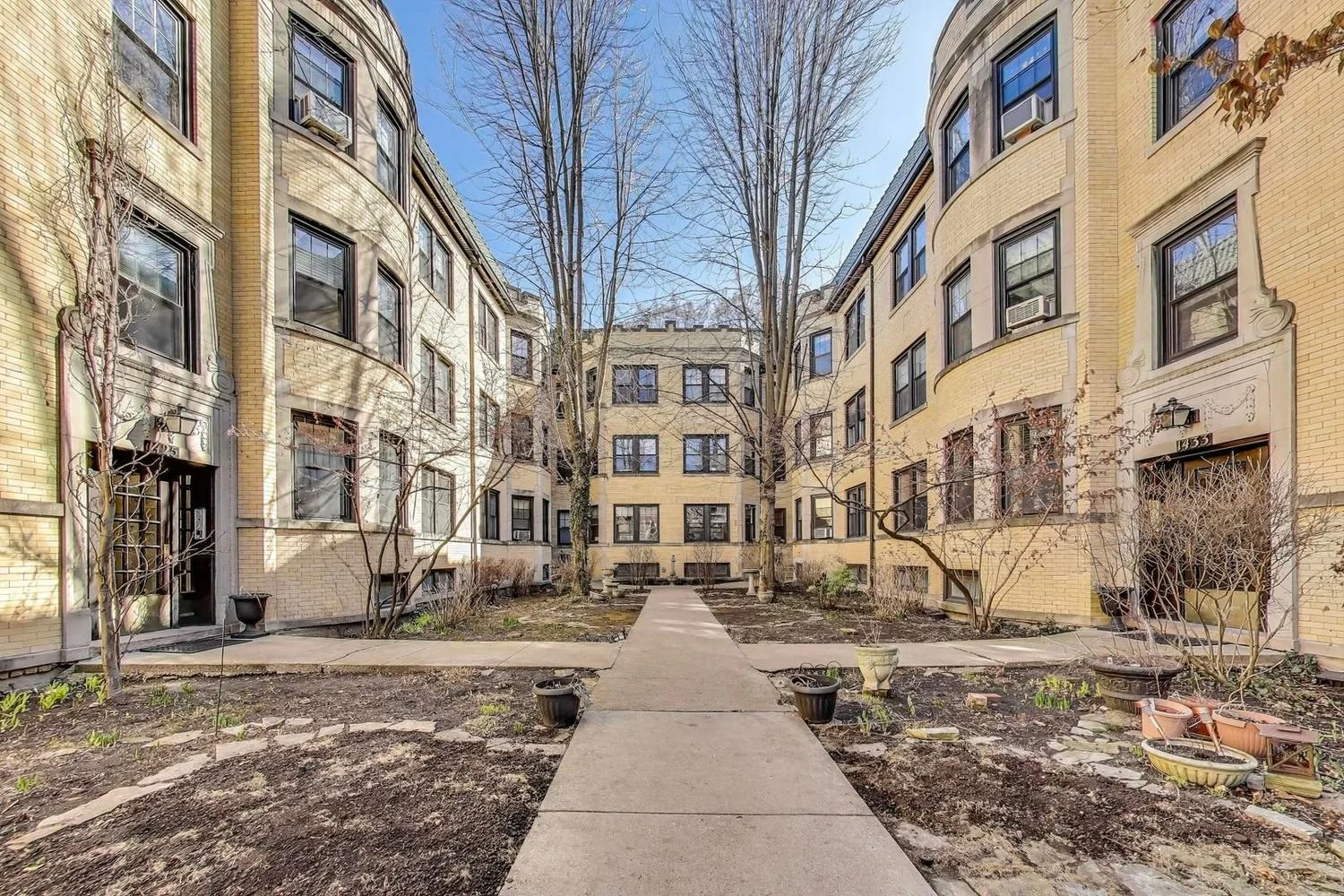 1431 W Summerdale Ave, Unit 3A