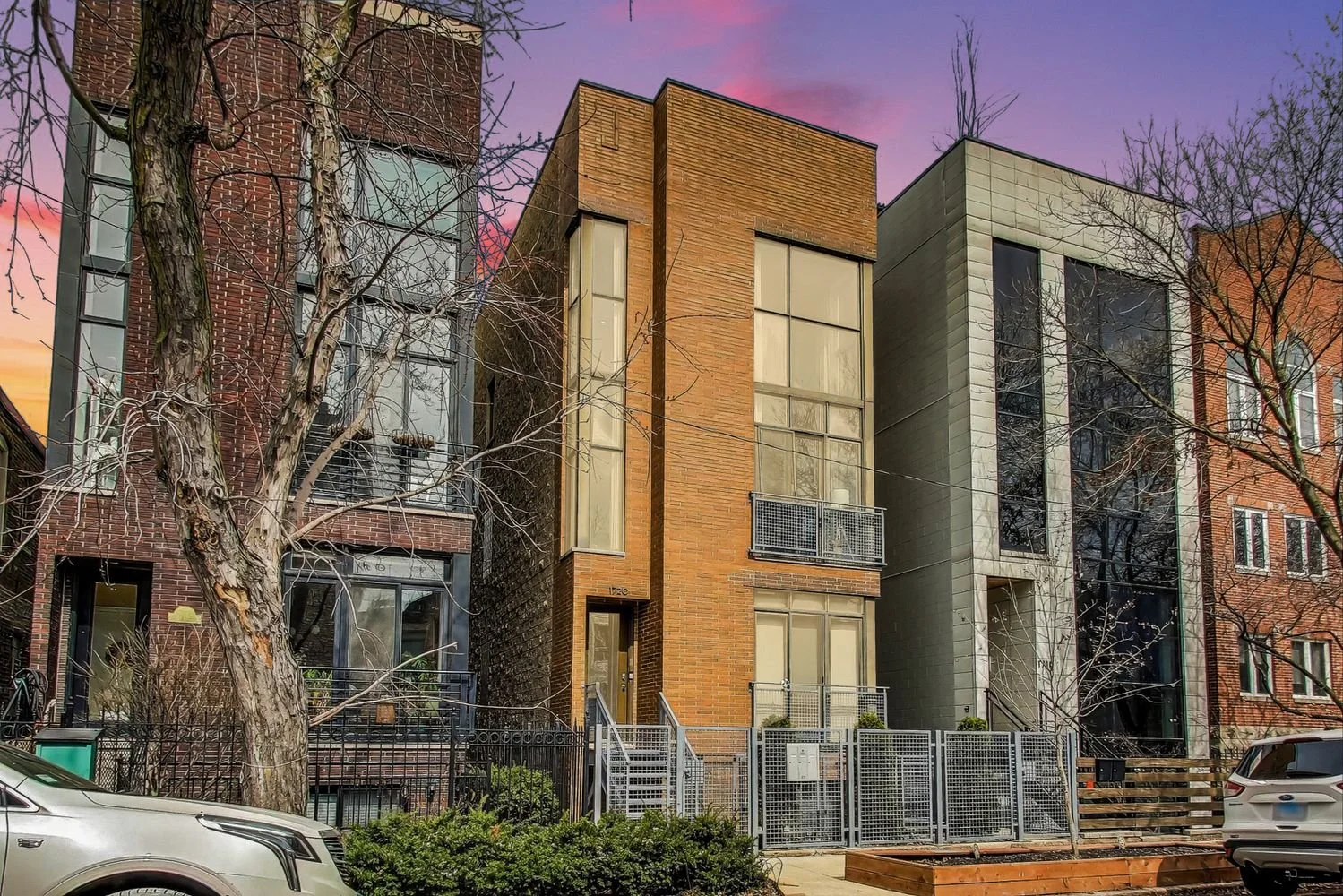 1720 W Le Moyne St, Unit 201