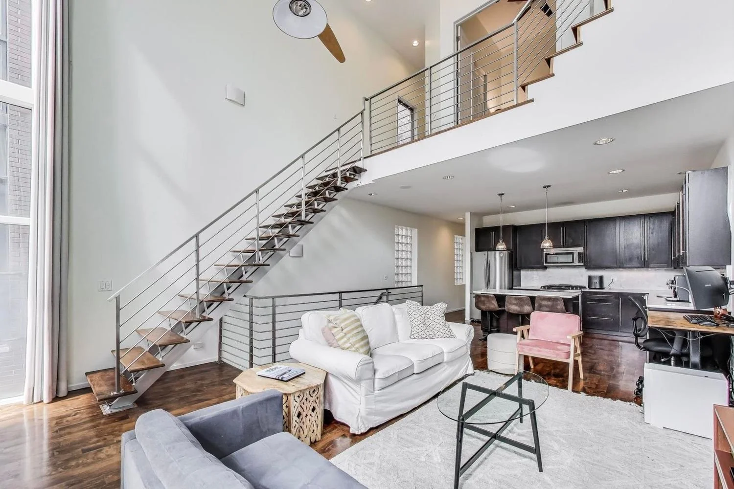 1720 W Le Moyne St, Unit 201