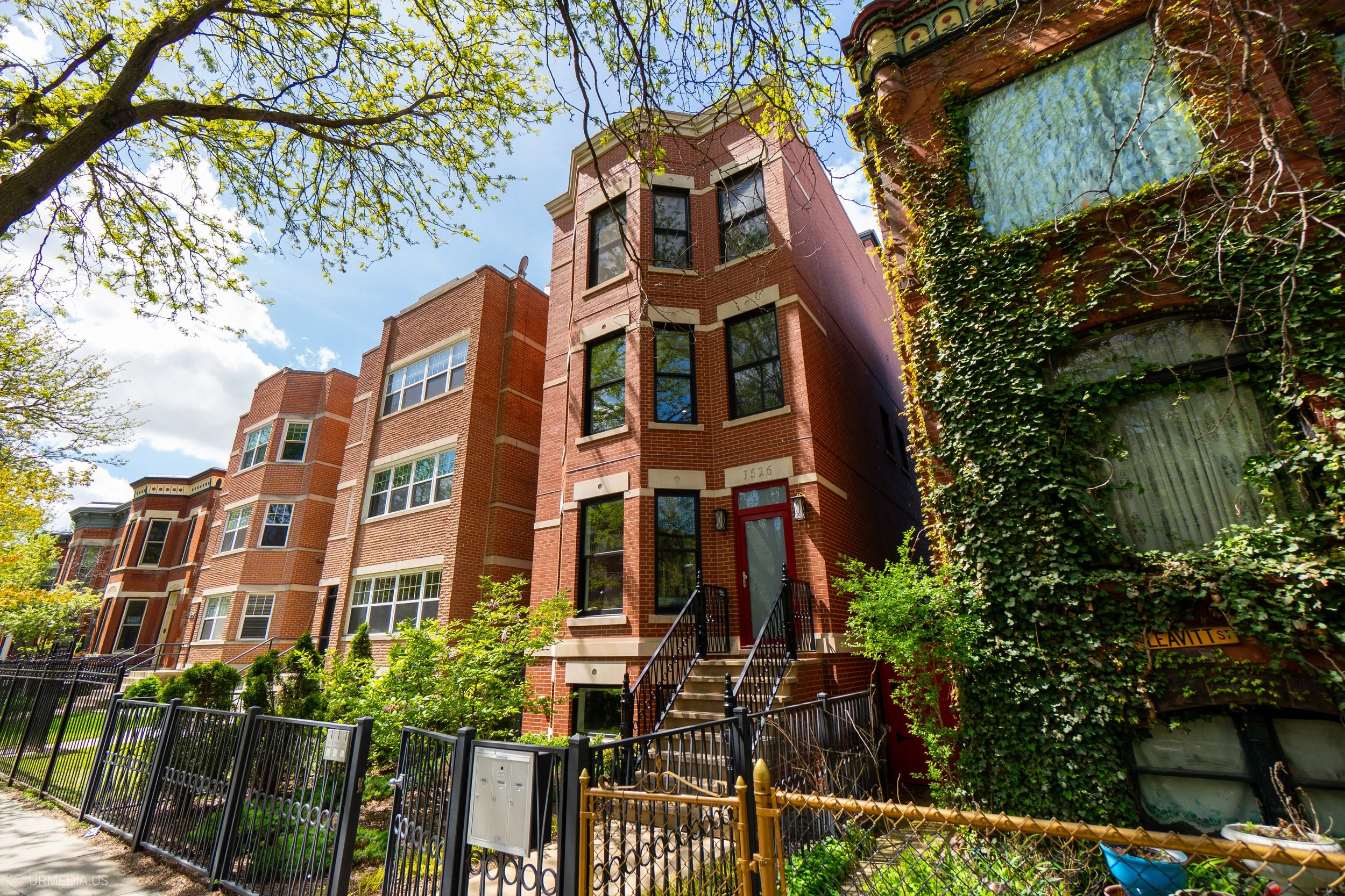 1526 N Leavitt St, Unit 2