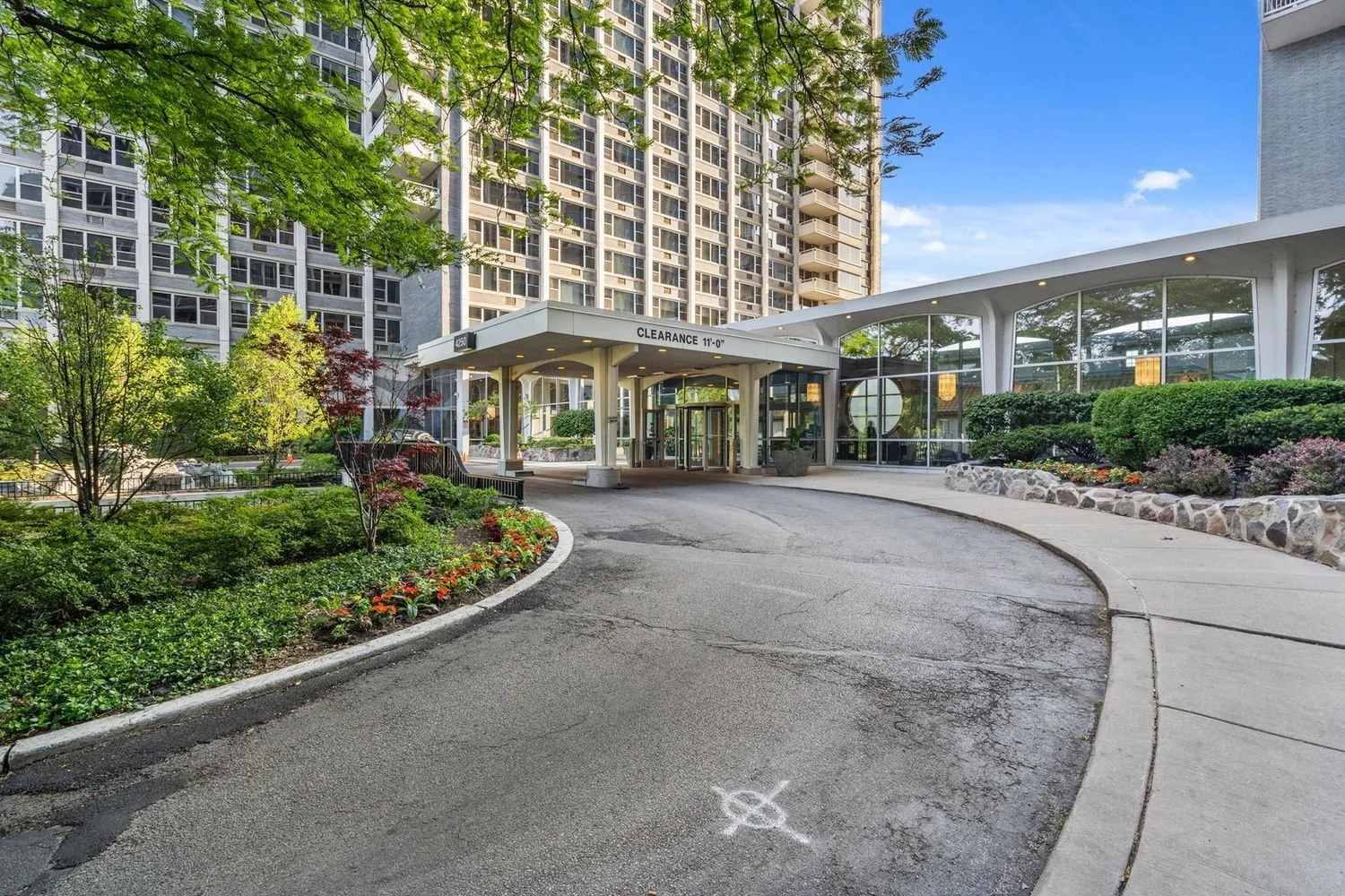 4250 N Marine Dr, Unit 2416